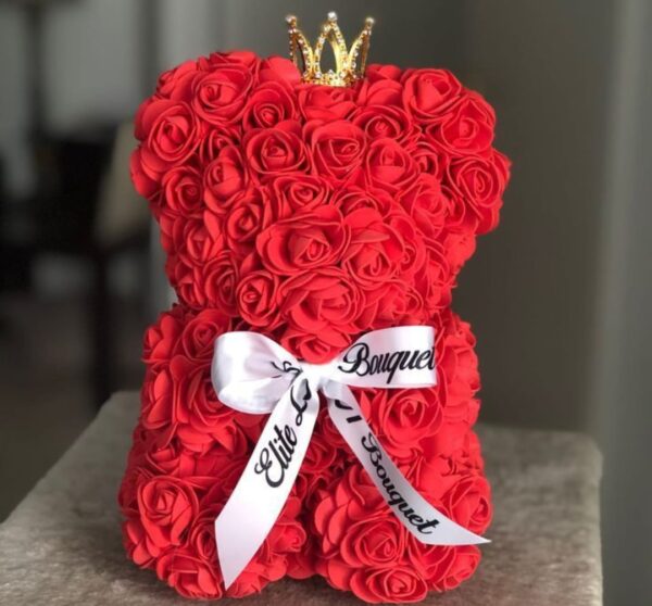 hermosos osos cubierto de rosas en fomi